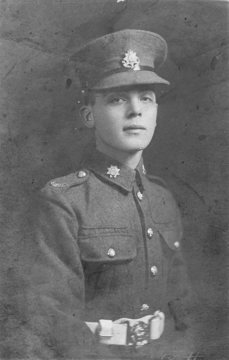 Robert in uniform as a young recruit in 1925